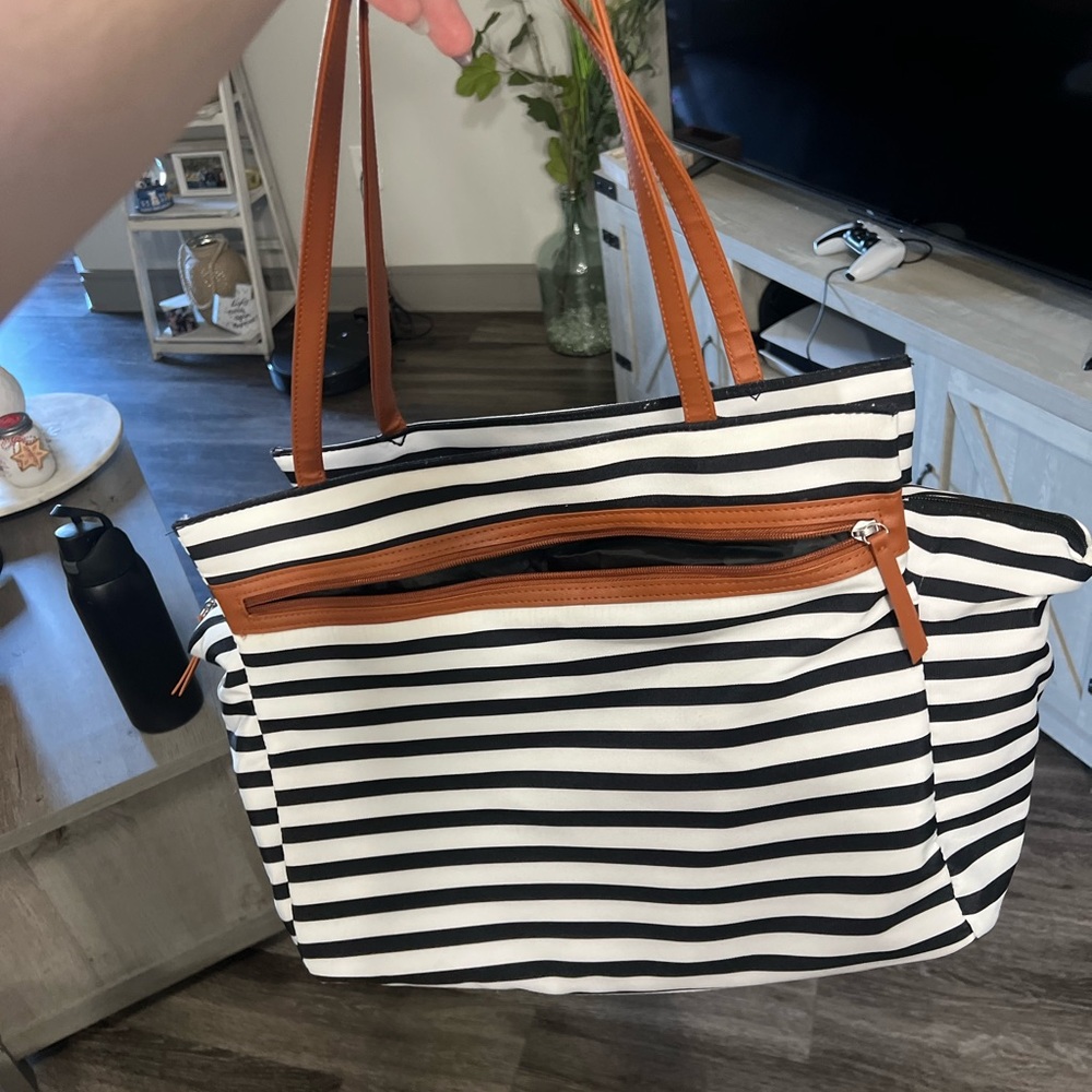 DSW striped tote bag